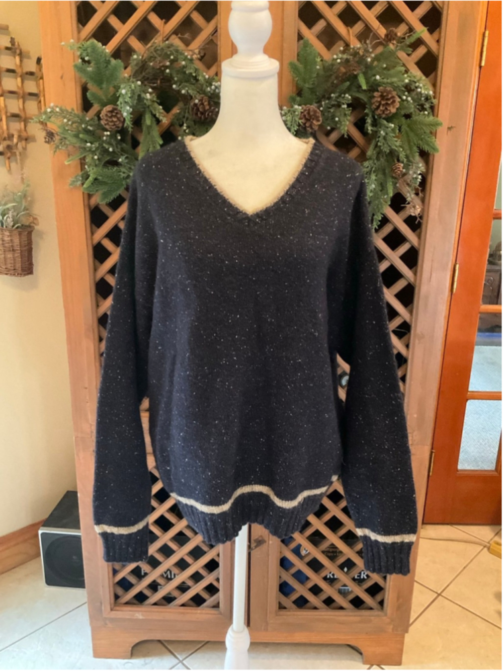 Woolrich Speckled V-Neck Sweater Cozy Cottagecore Grandpa Core Pullover Large
